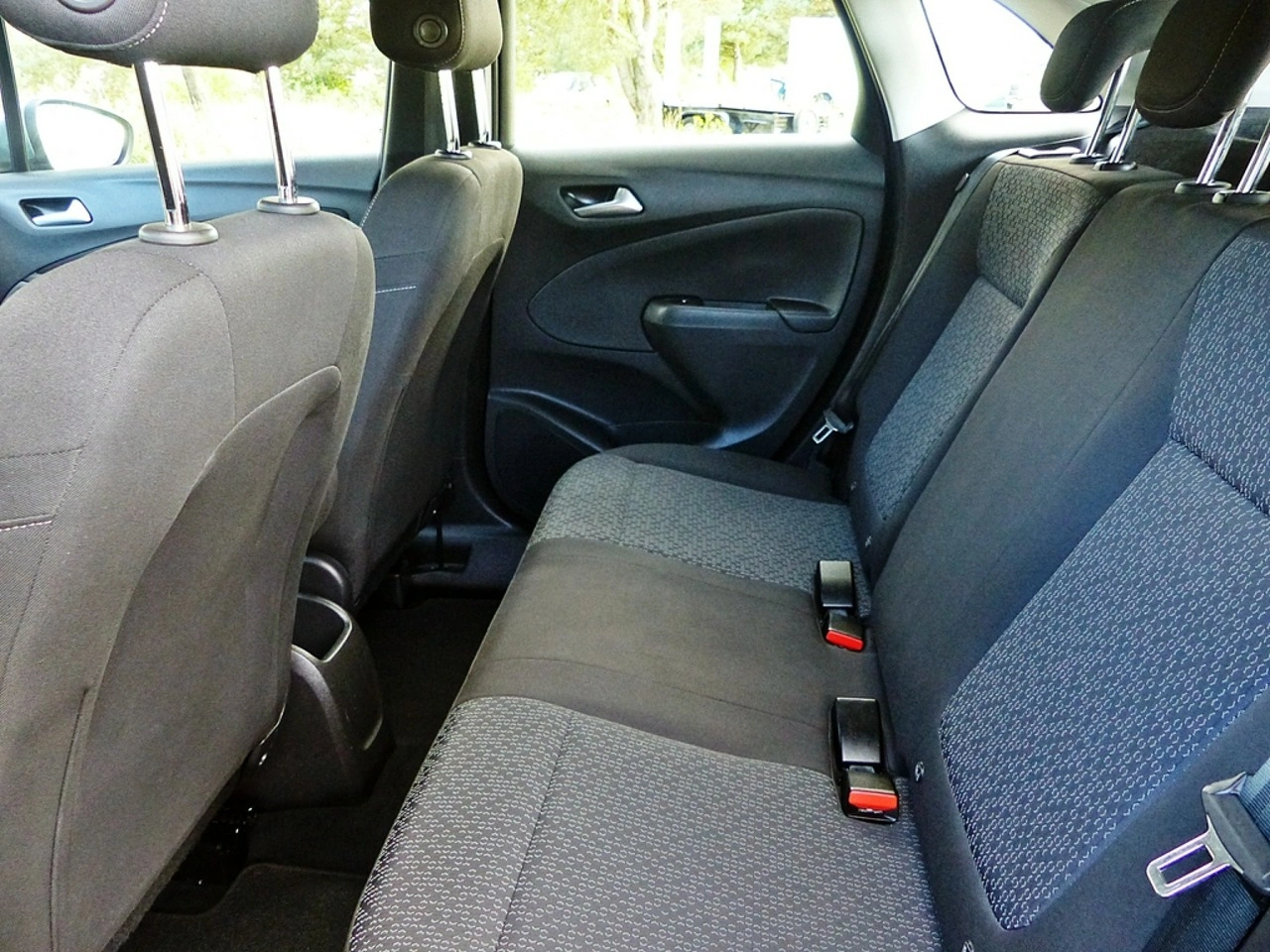 Opel Crossland X - Zdjęcie 20