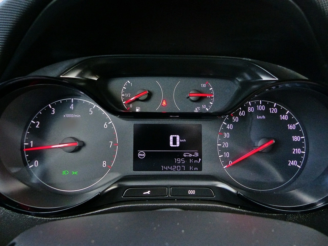 Opel Crossland X - Zdjęcie 26