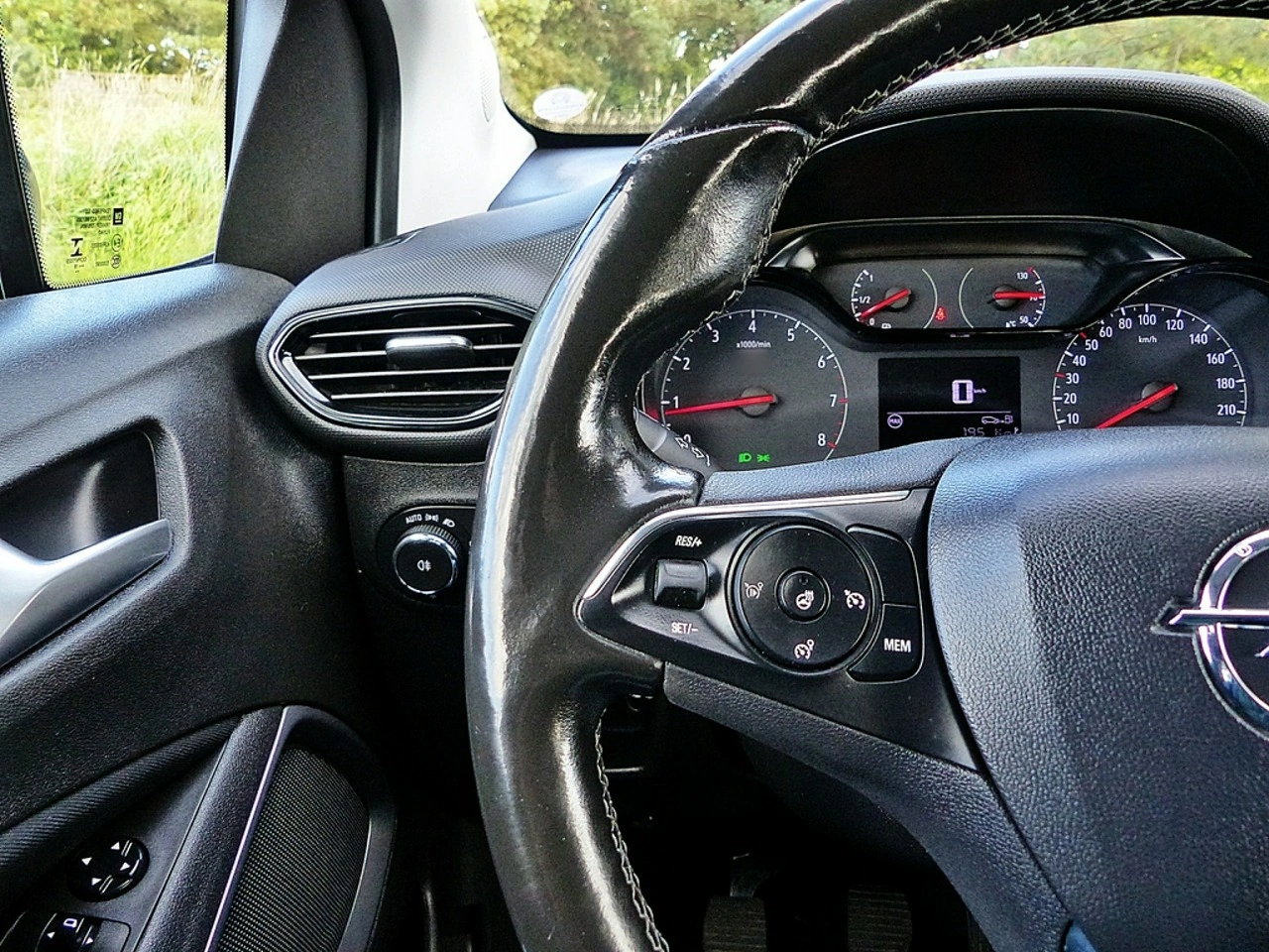 Opel Crossland X - Zdjęcie 28