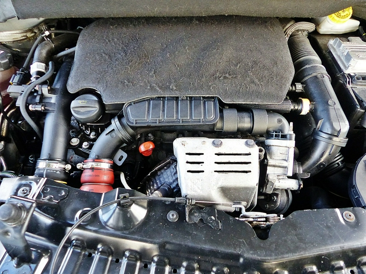 Opel Crossland X - Zdjęcie 38