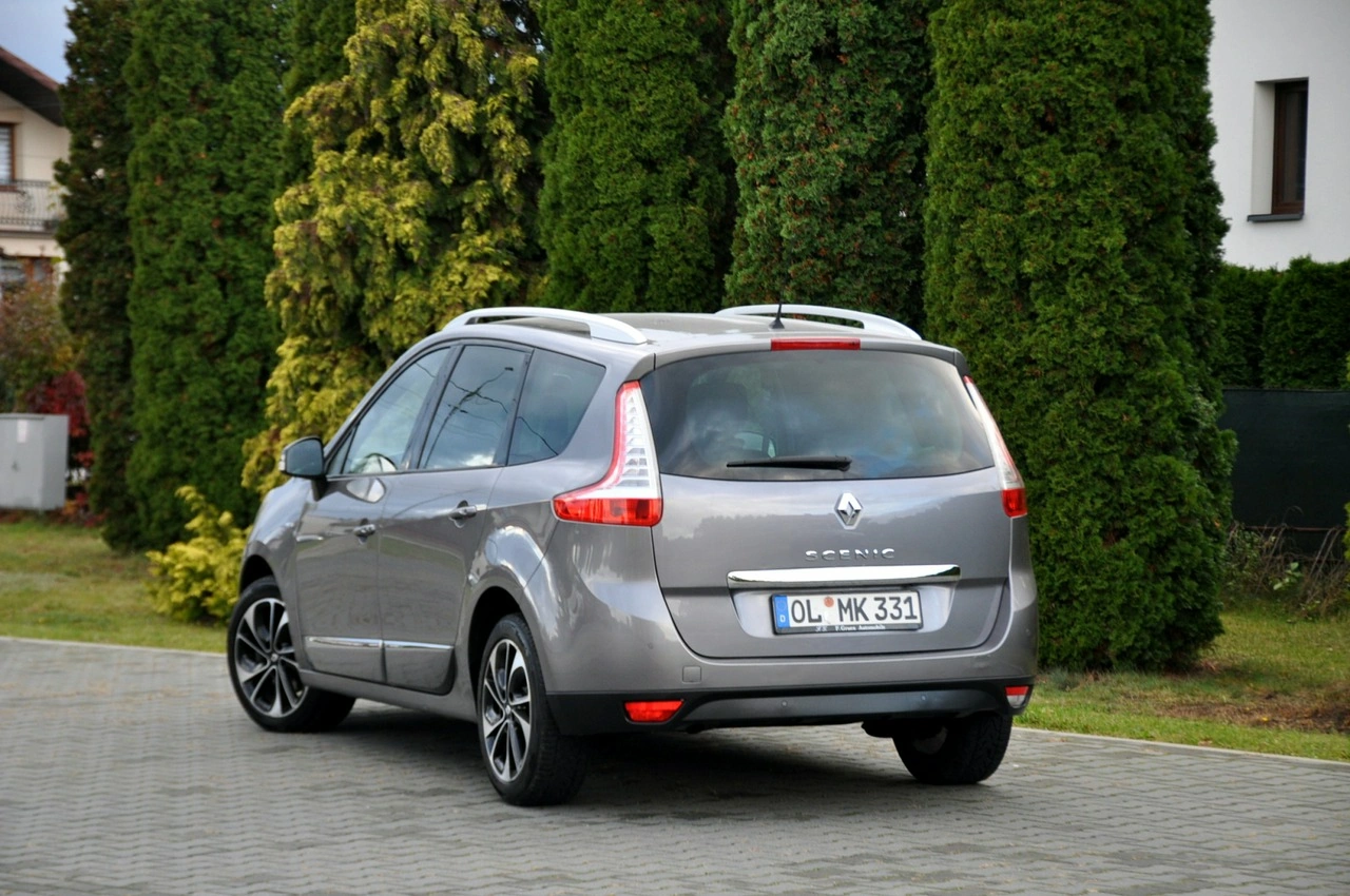 Renault Scenic - Zdjęcie 13