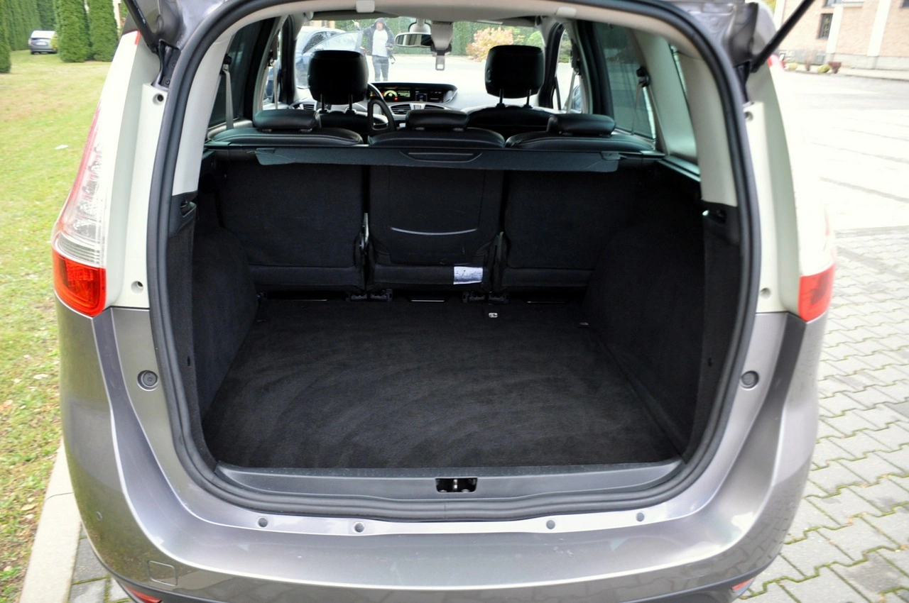 Renault Scenic - Zdjęcie 37