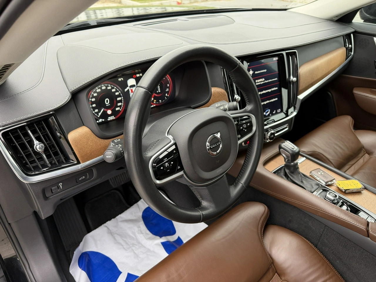 Volvo S90 - Zdjęcie 17