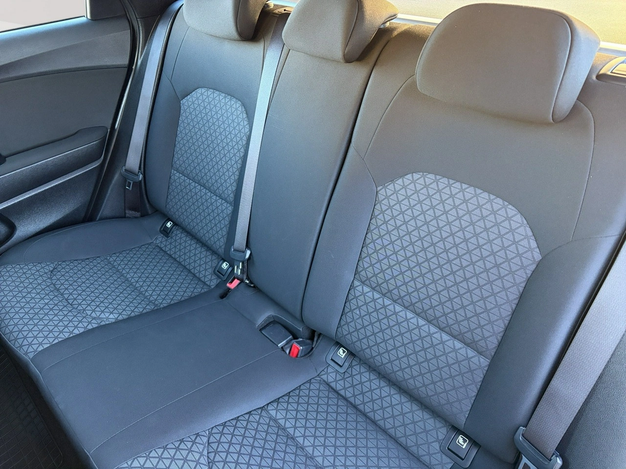 Kia Ceed - Zdjęcie 18