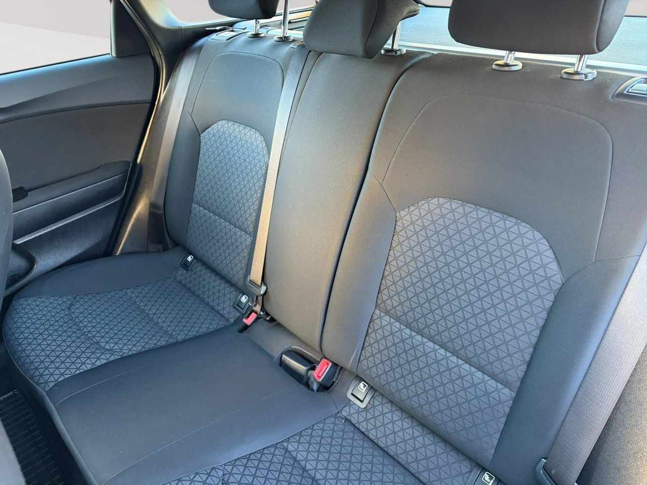 Kia Ceed - Zdjęcie 18