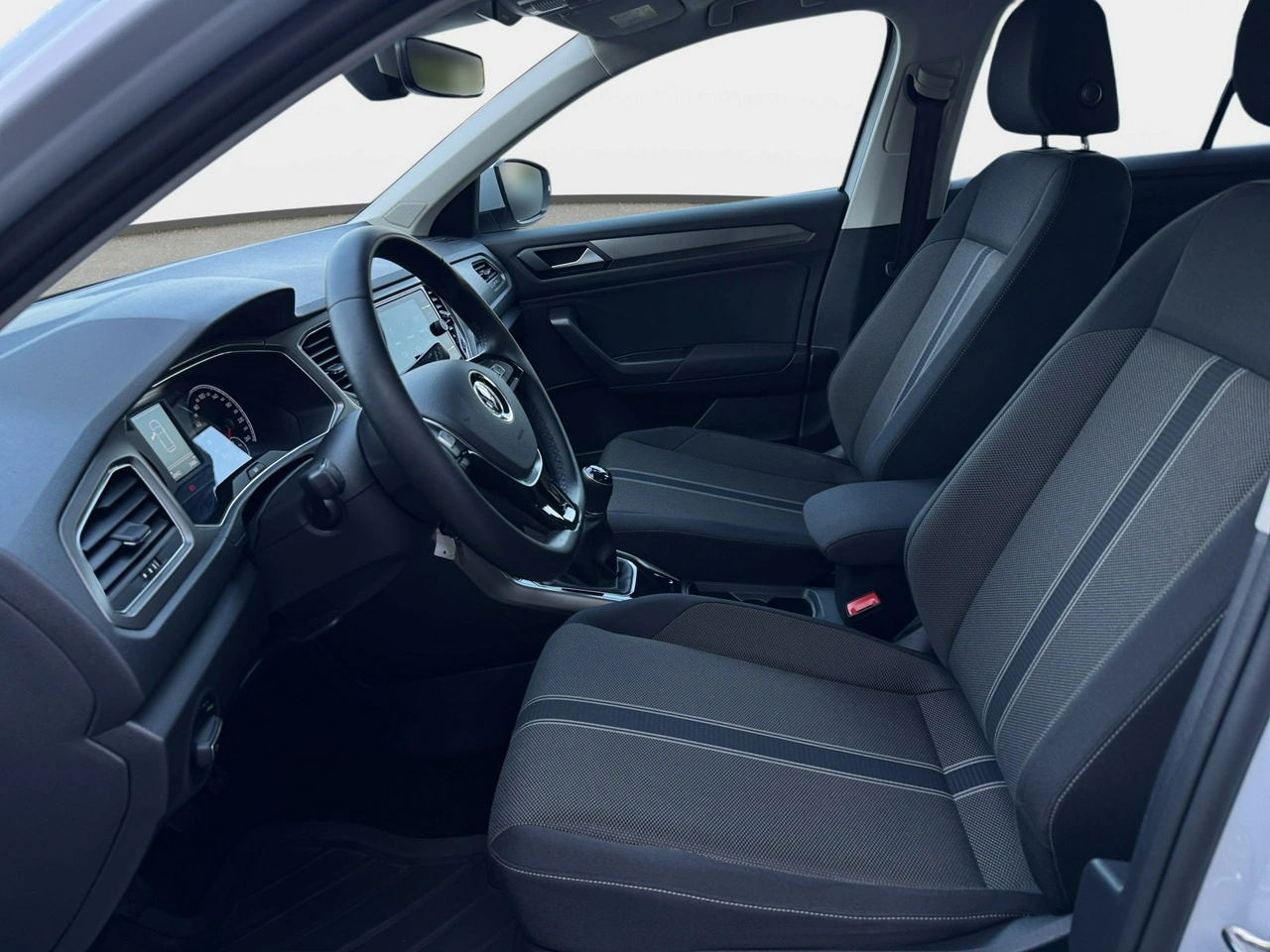 Volkswagen T-Roc - Zdjęcie 24