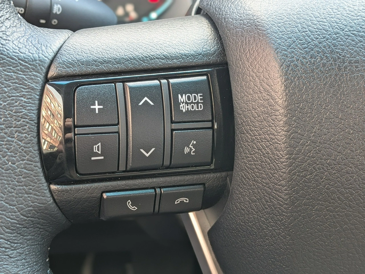 Toyota Hilux - Zdjęcie 10