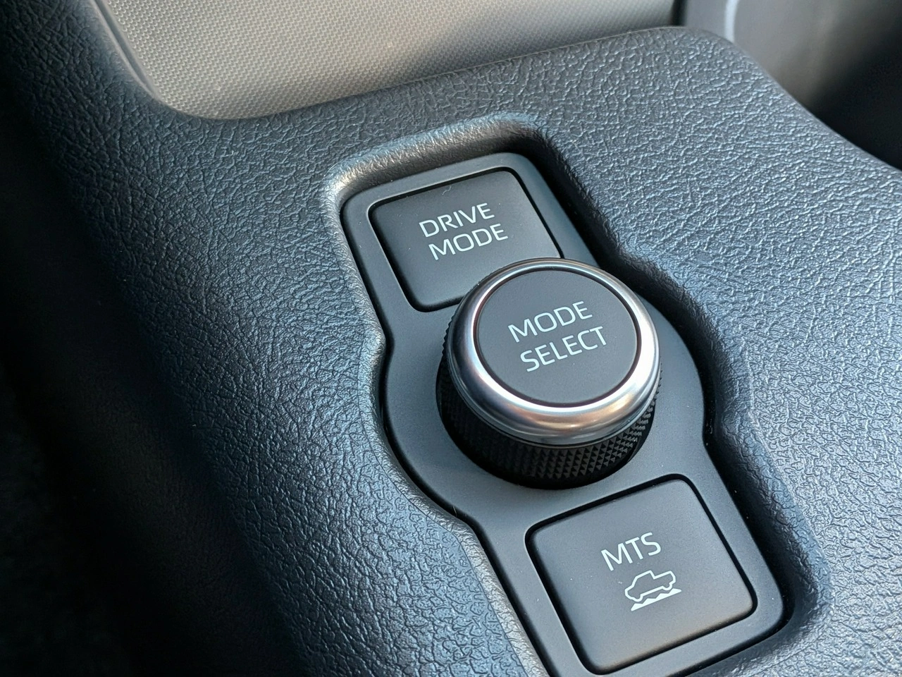 Toyota Hilux - Zdjęcie 13