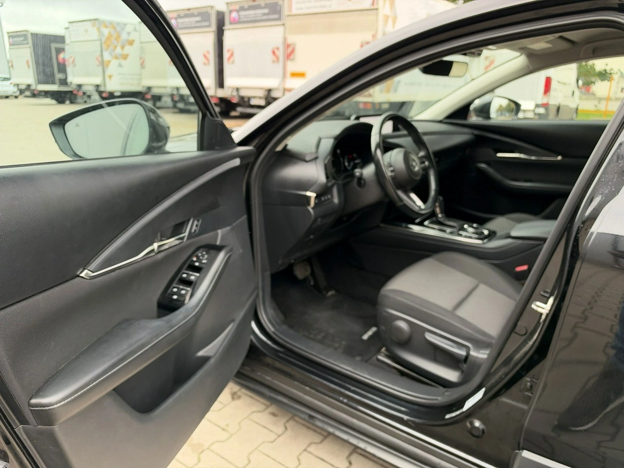 Mazda CX-30 - Zdjęcie 9