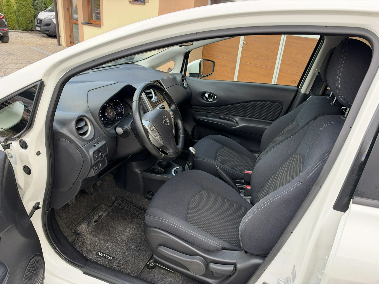 Nissan Note - Zdjęcie 18