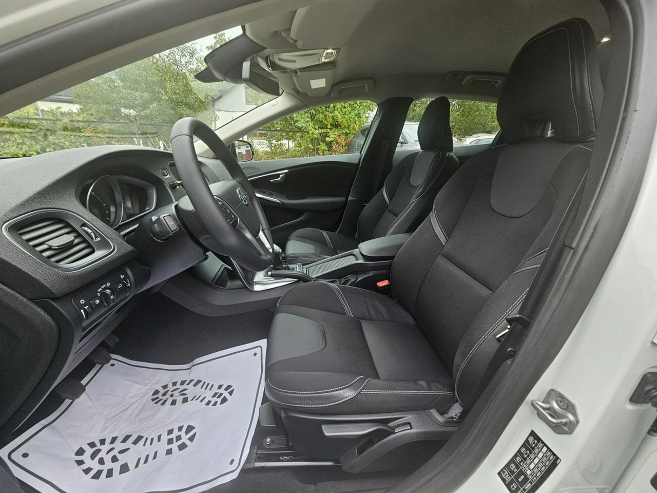 Volvo V40 - Zdjęcie 11