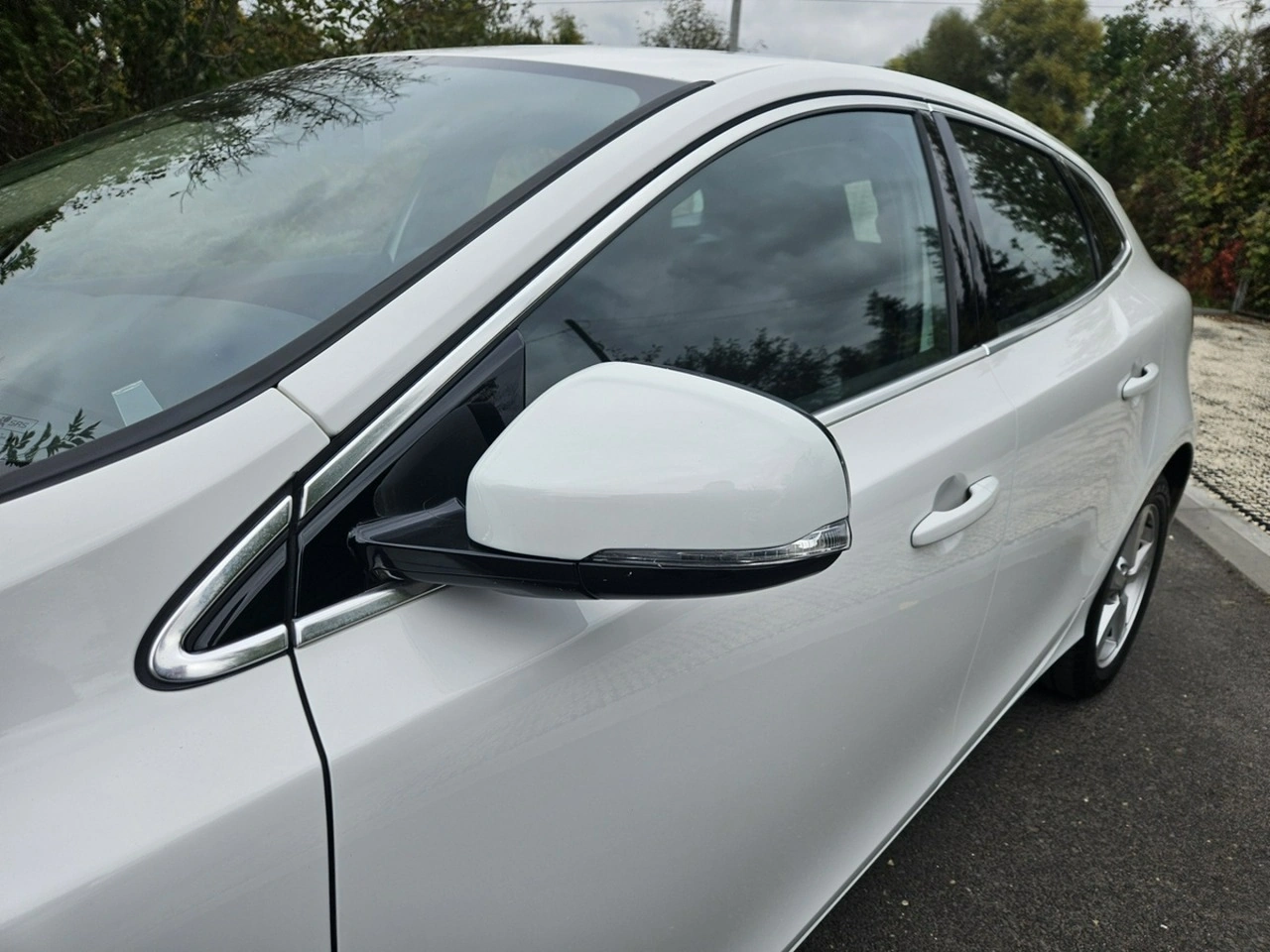 Volvo V40 - Zdjęcie 22