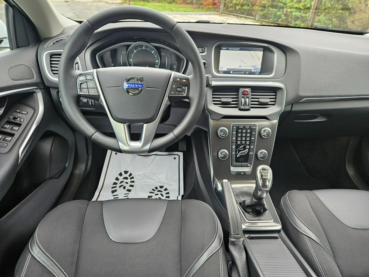 Volvo V40 - Zdjęcie 8