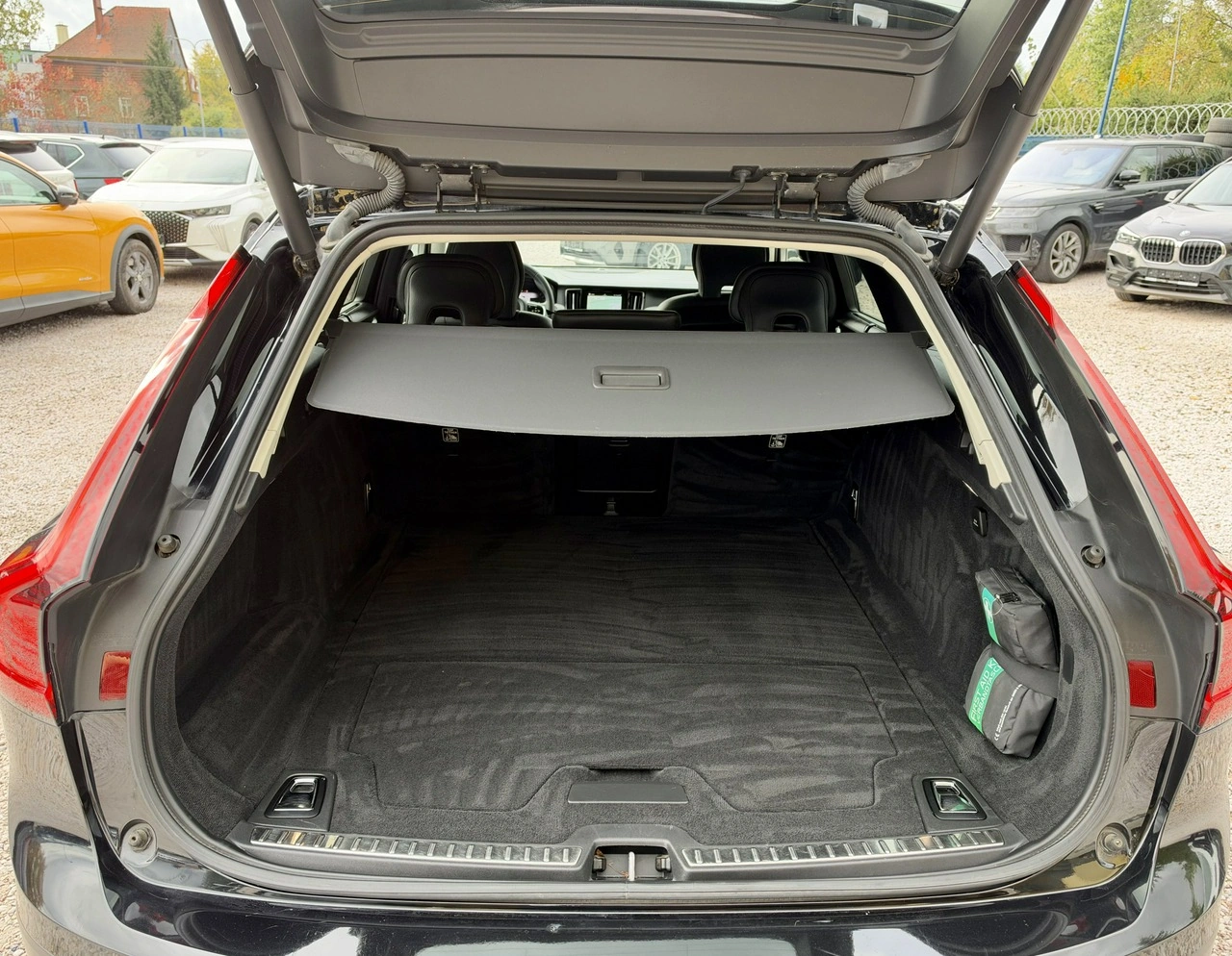 Volvo V90 Cross Country - Zdjęcie 41