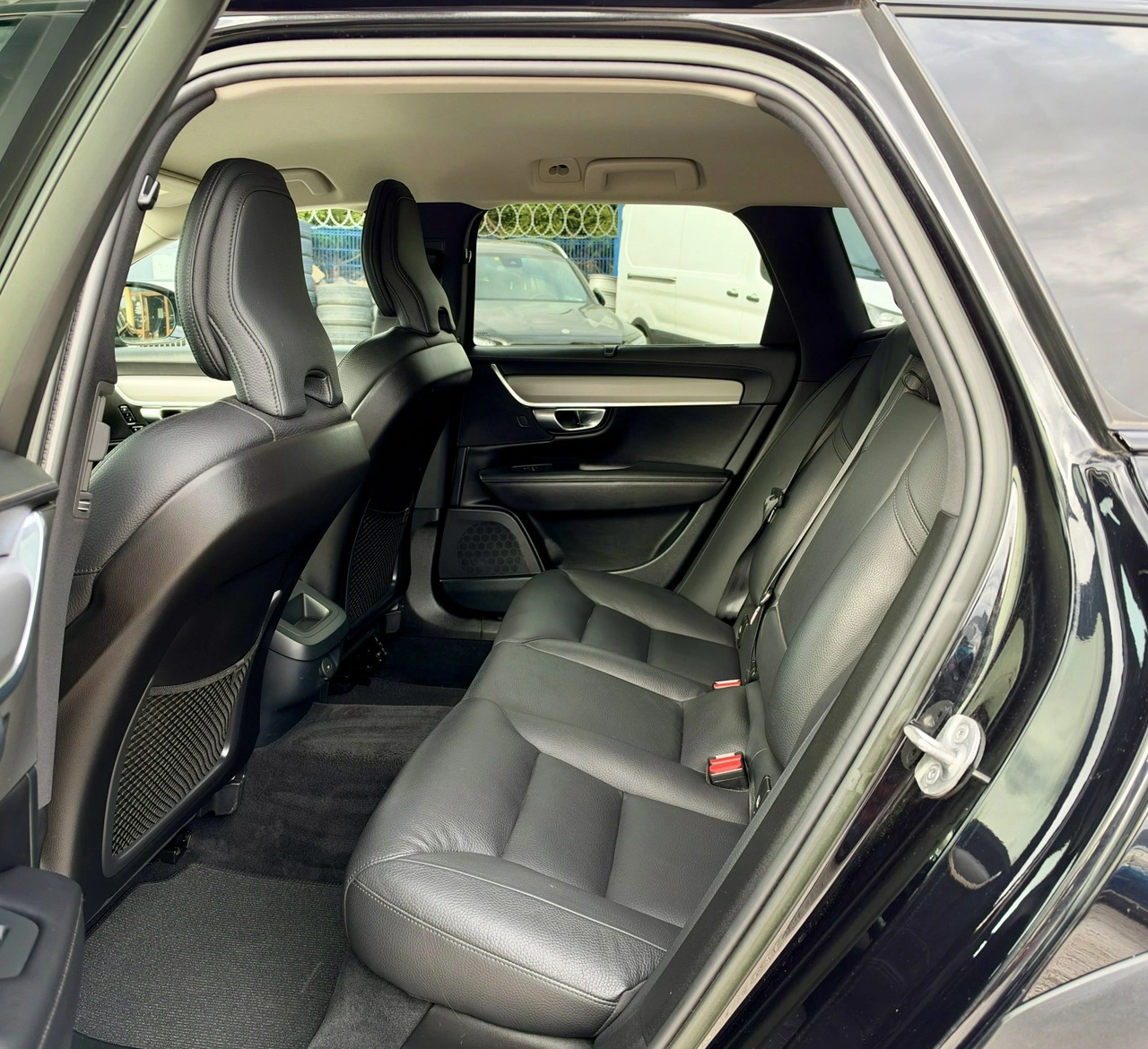 Volvo V90 Cross Country - Zdjęcie 9