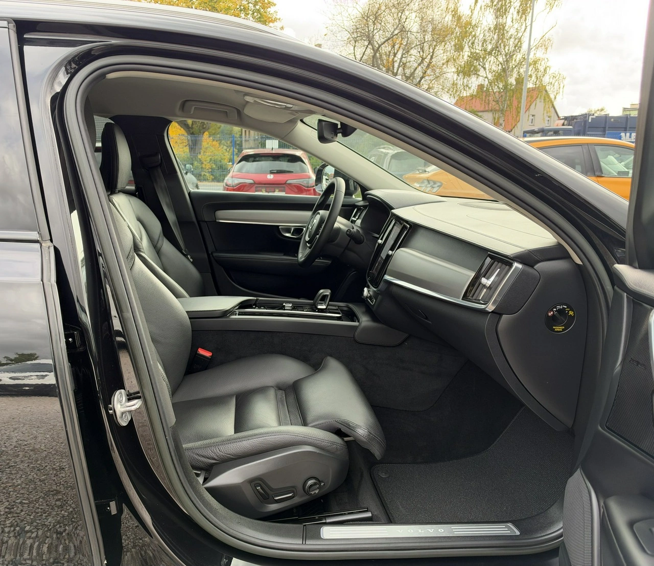 Volvo V90 Cross Country - Zdjęcie 12