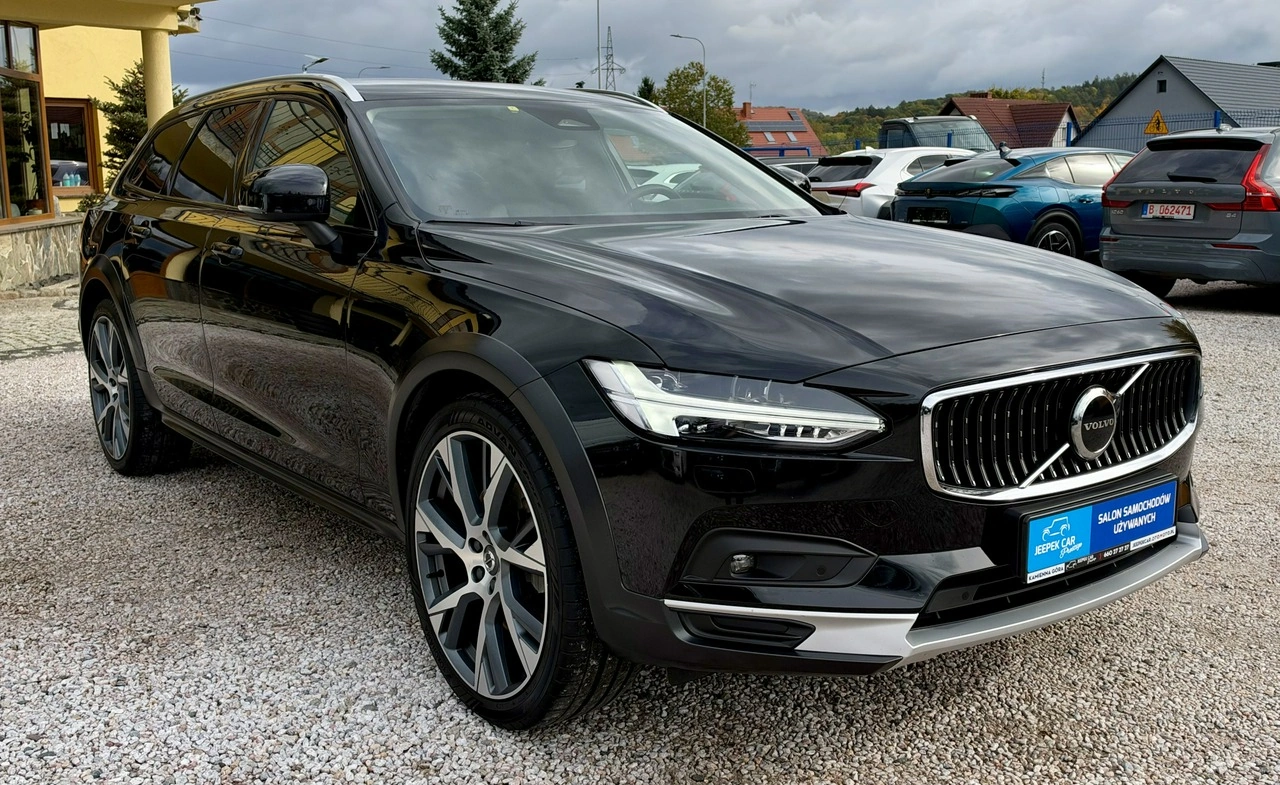 Volvo V90 Cross Country - Zdjęcie 2