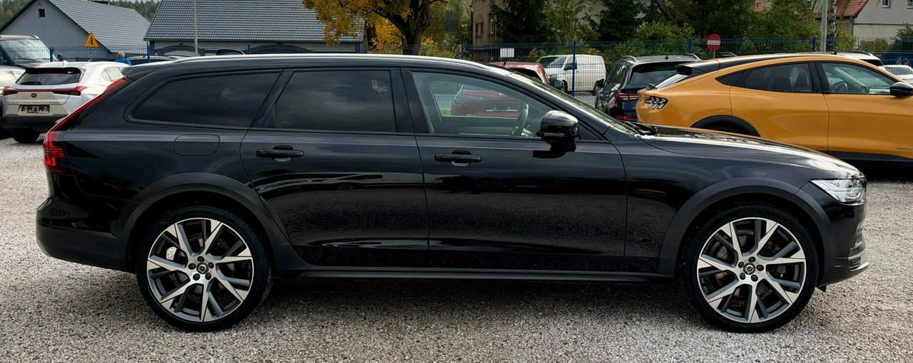Volvo V90 Cross Country - Zdjęcie 3