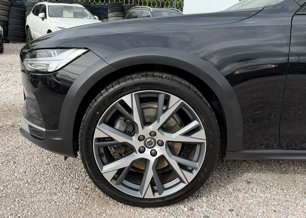 Volvo V90 Cross Country - Zdjęcie 42
