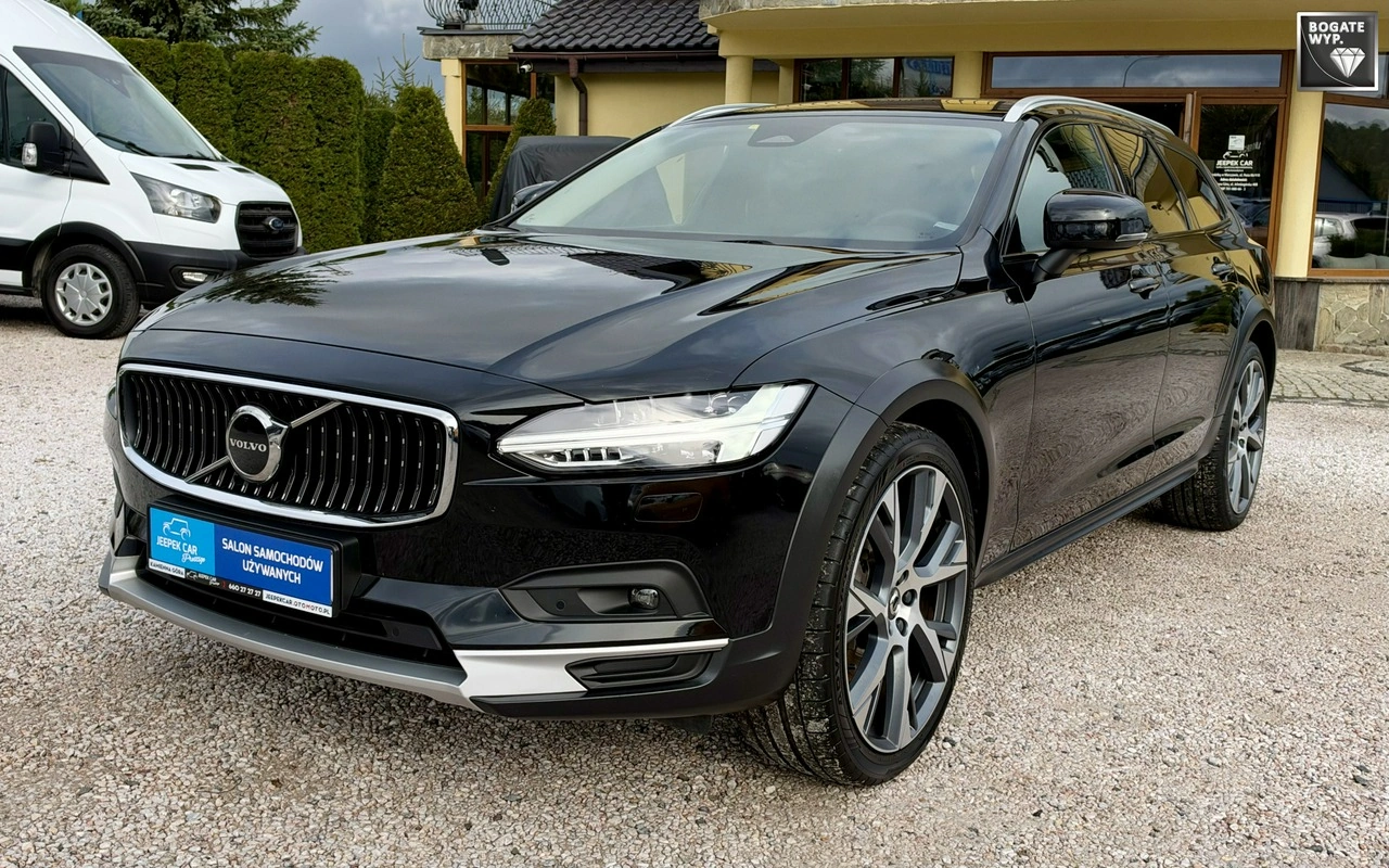 Volvo V90 Cross Country - Główne zdjęcie