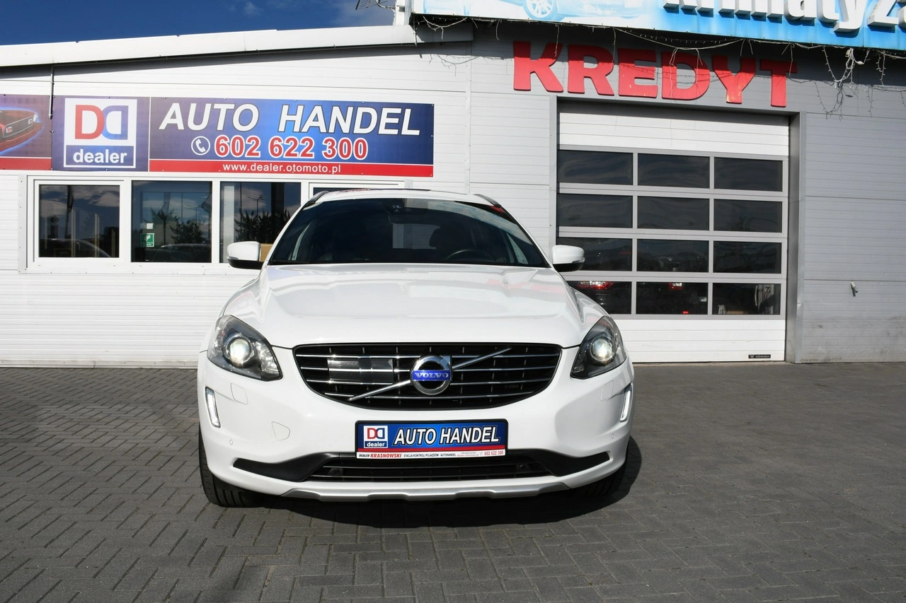 Volvo XC 60 - Zdjęcie 11