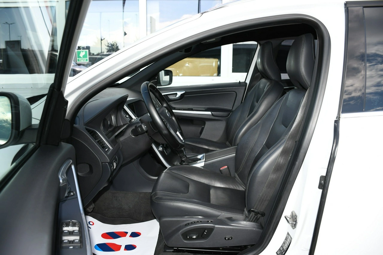 Volvo XC 60 - Zdjęcie 20