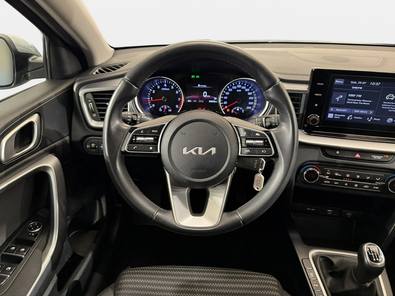 Kia Ceed - Zdjęcie 13