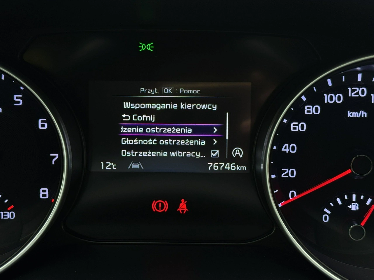 Kia Ceed - Zdjęcie 17