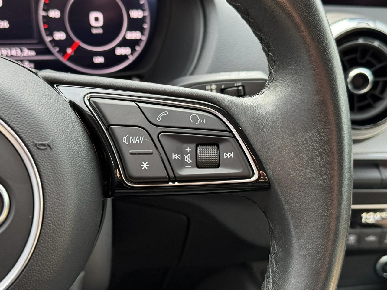 Audi Q2 - Zdjęcie 14