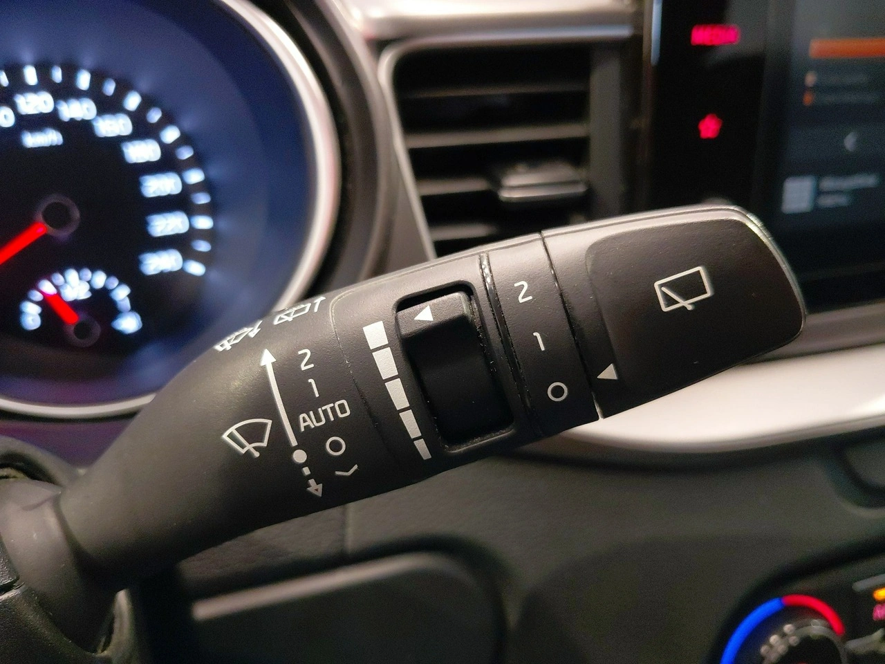 Kia Ceed - Zdjęcie 21