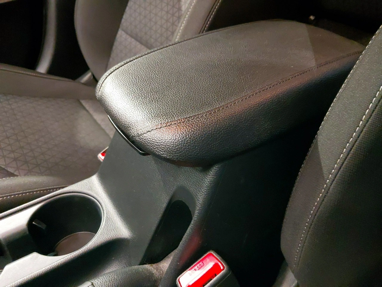 Kia Ceed - Zdjęcie 30