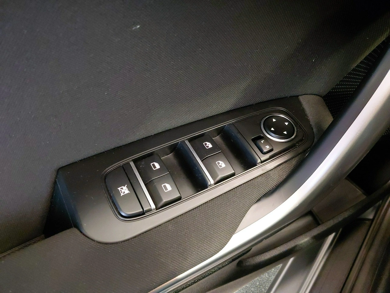 Kia Ceed - Zdjęcie 31