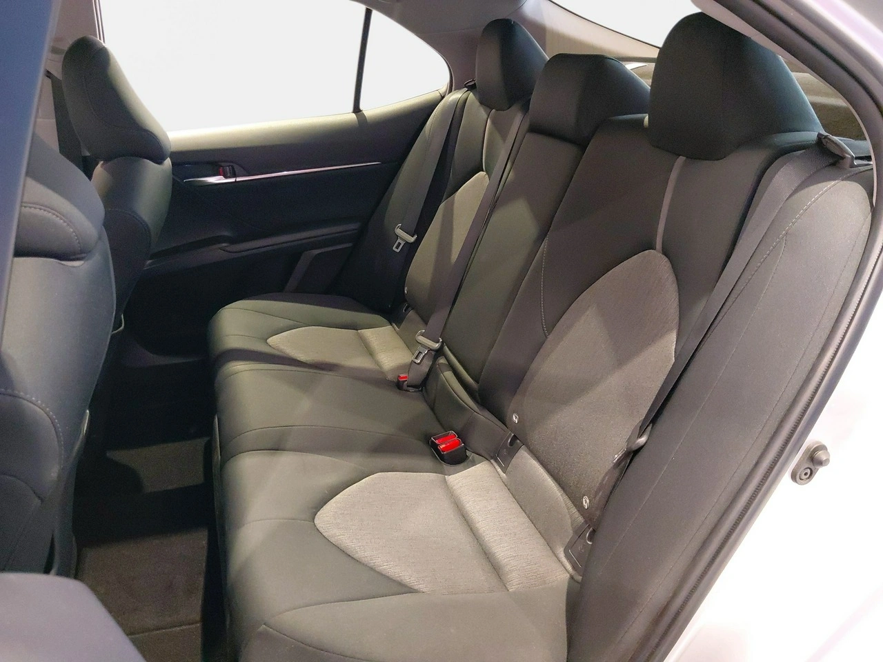 Toyota Camry - Zdjęcie 13