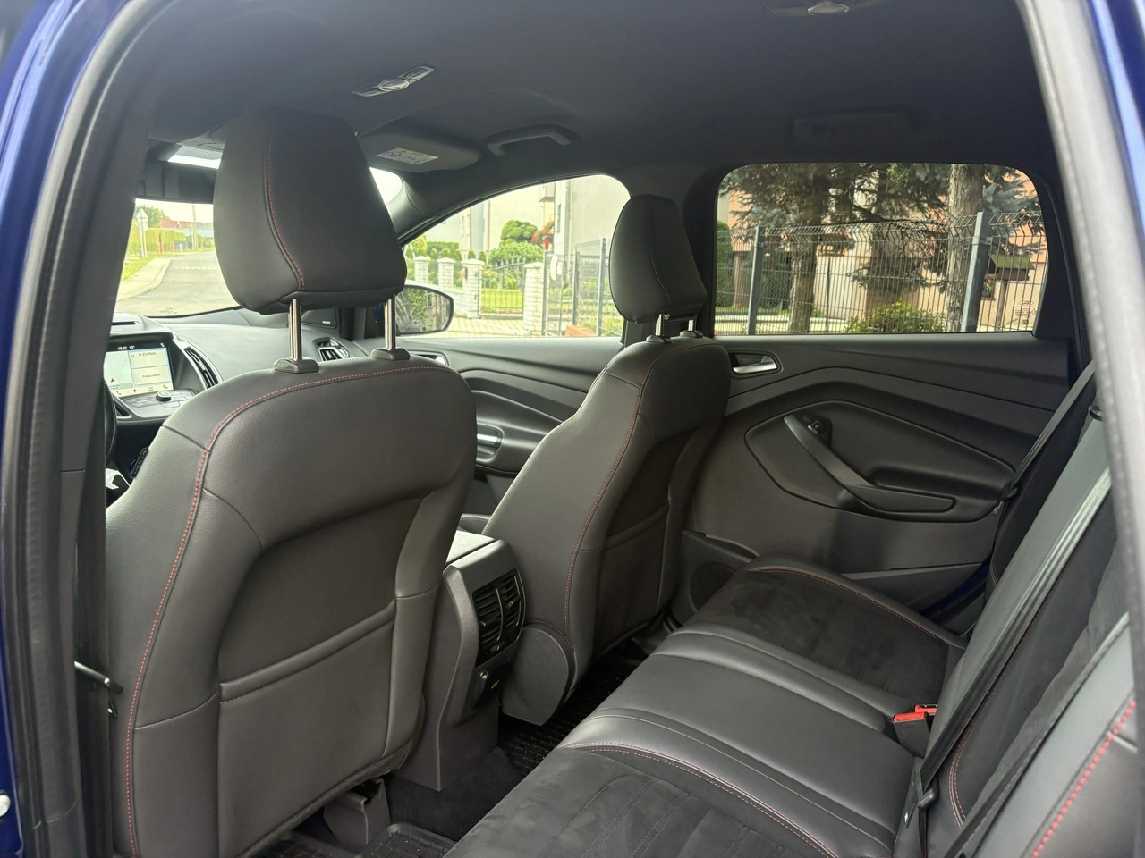 Ford Kuga - Zdjęcie 9