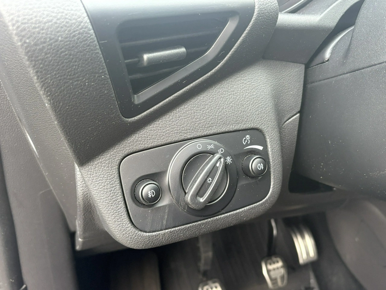 Ford Kuga - Zdjęcie 15