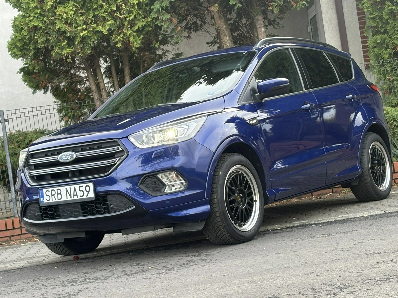 Ford Kuga - Zdjęcie 2