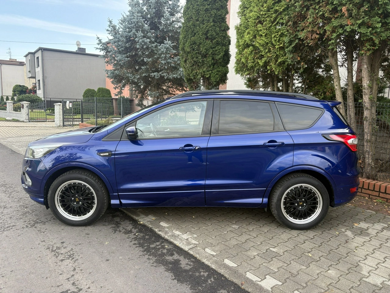 Ford Kuga - Zdjęcie 3