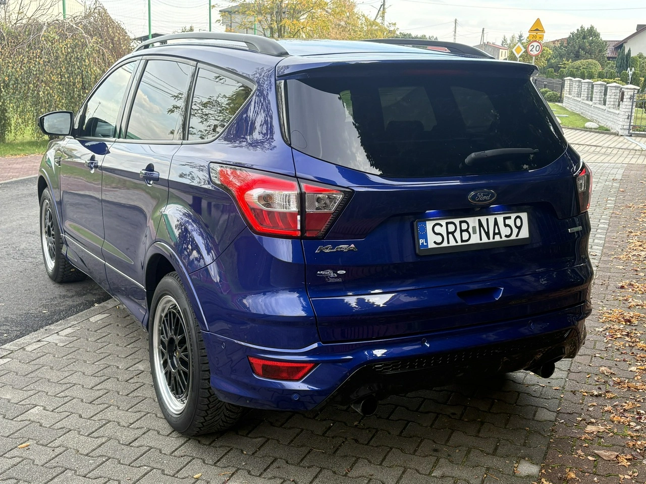 Ford Kuga - Zdjęcie 4
