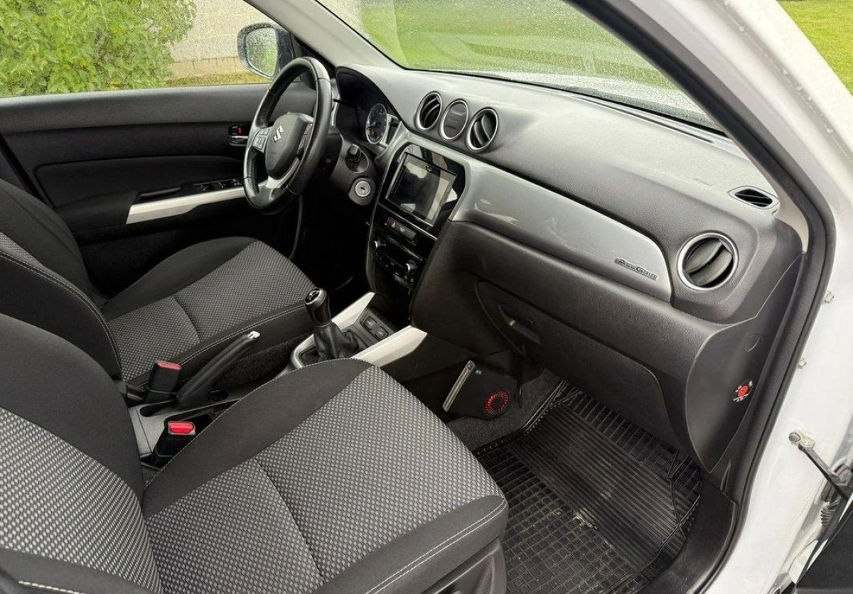 Suzuki Vitara - Zdjęcie 9
