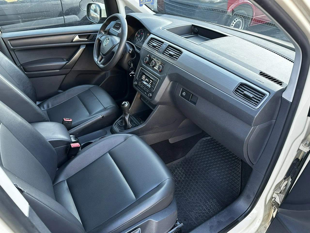 Volkswagen Caddy - Zdjęcie 3