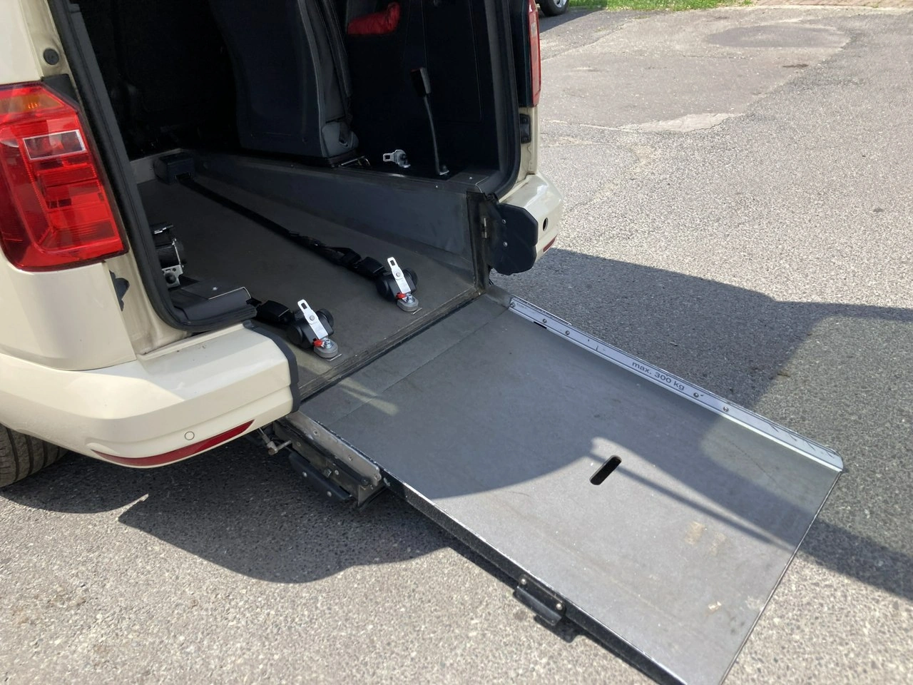 Volkswagen Caddy - Zdjęcie 21