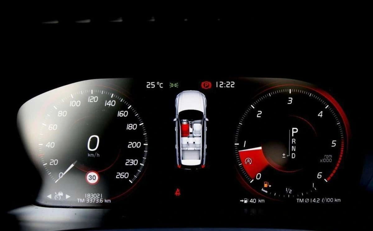 Volvo XC 90 - Zdjęcie 8