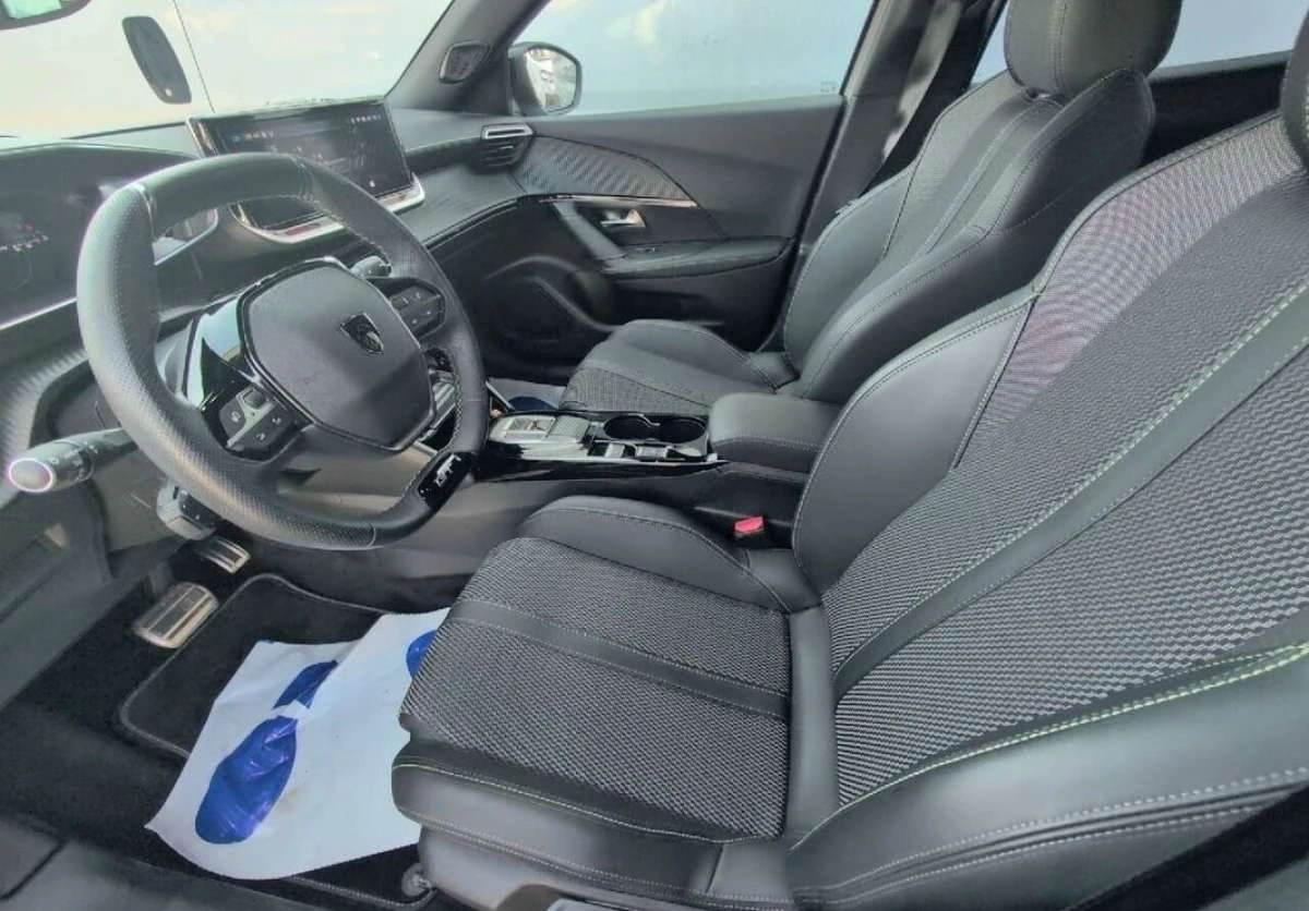 Peugeot 2008 - Zdjęcie 31