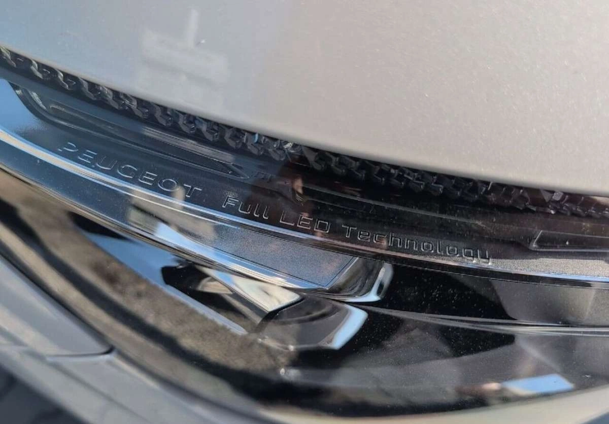 Peugeot 5008 - Zdjęcie 8