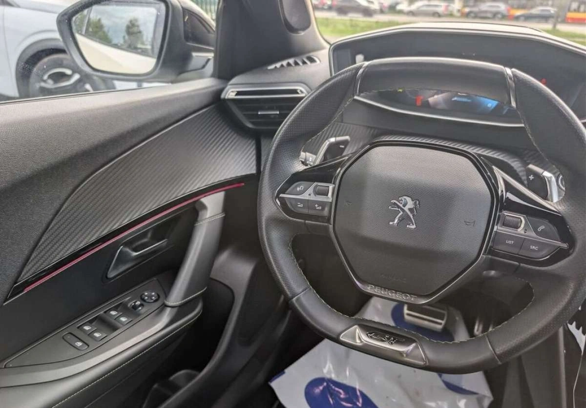 Peugeot 2008 - Zdjęcie 4