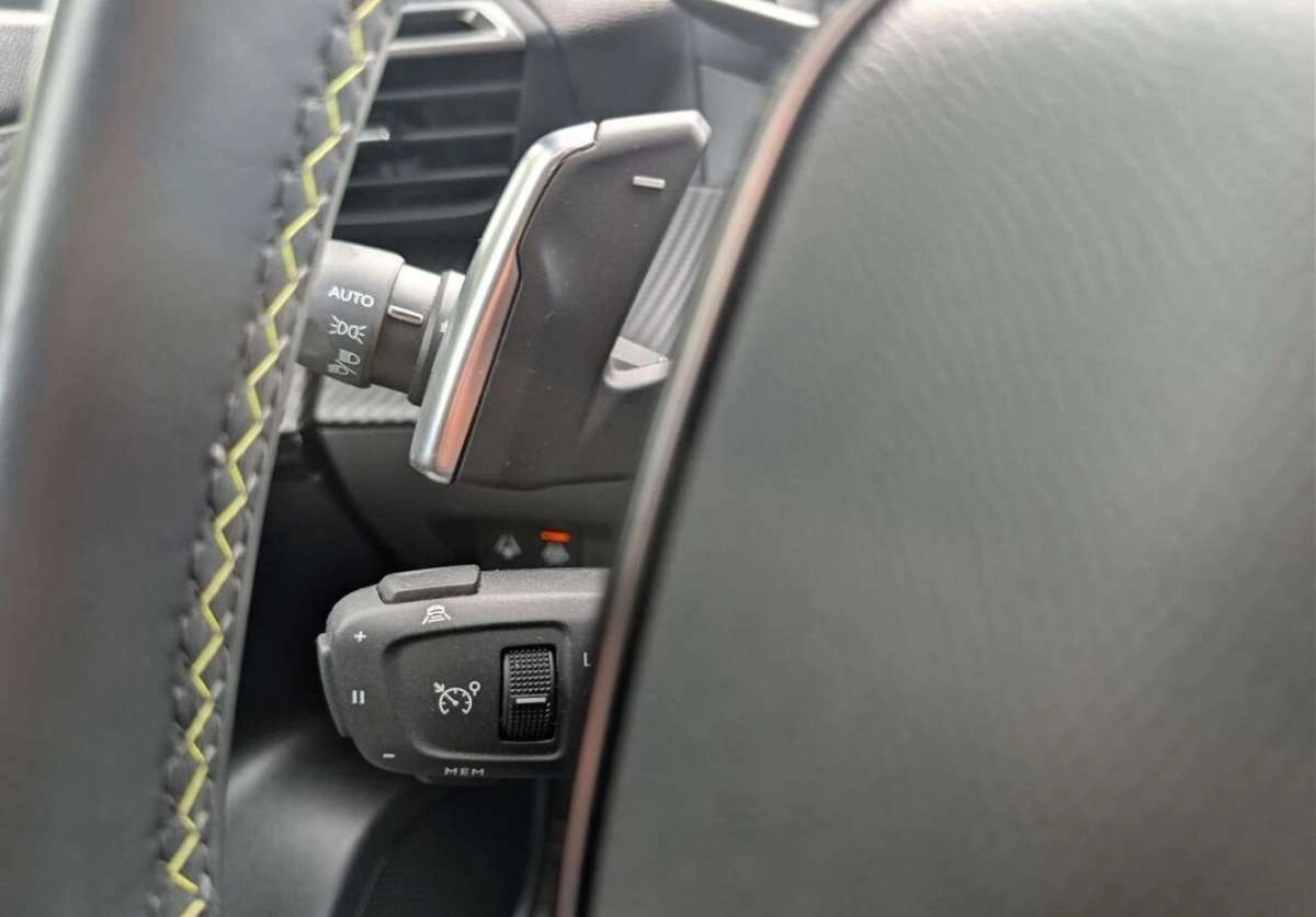 Peugeot 2008 - Zdjęcie 8