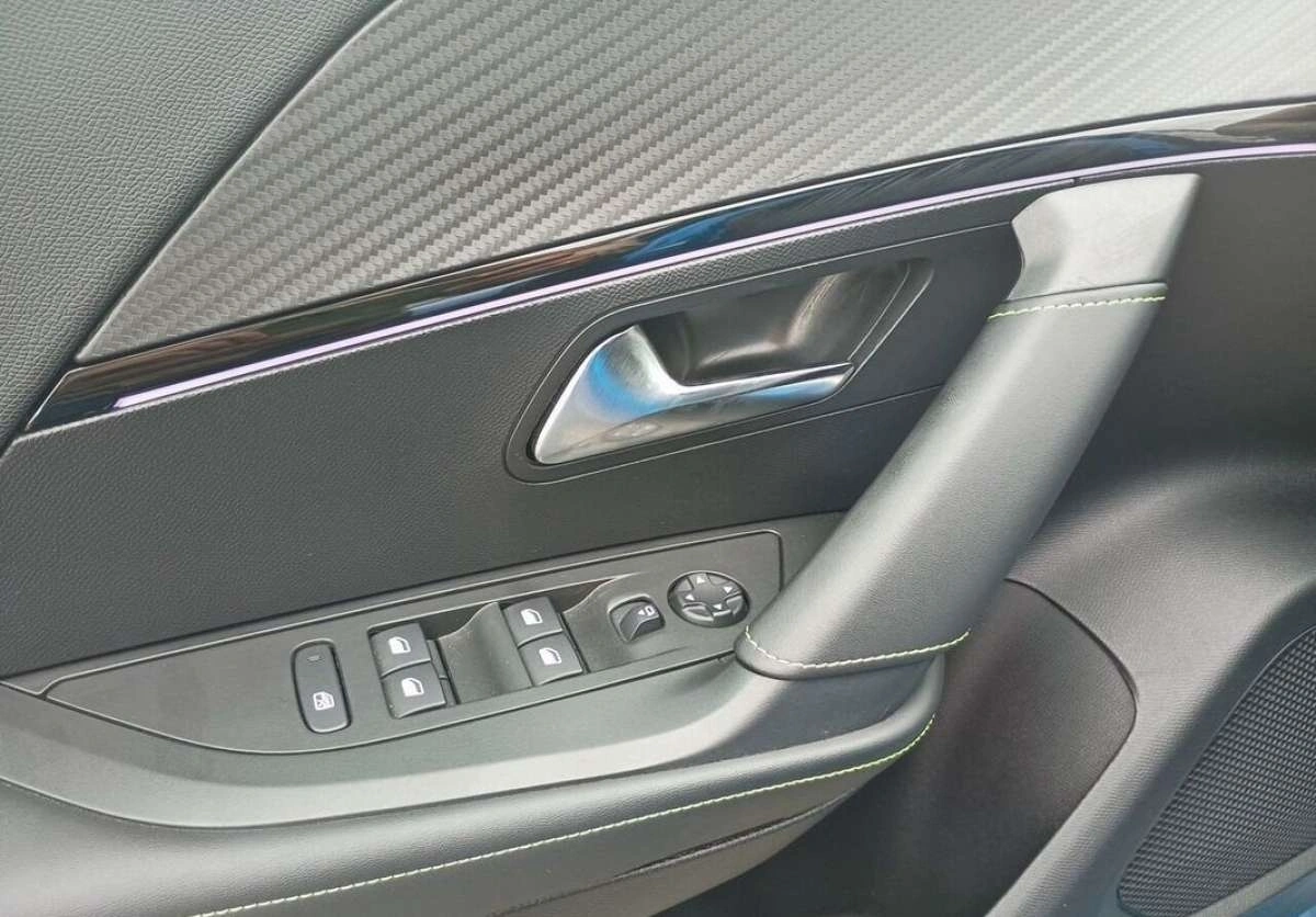 Peugeot 2008 - Zdjęcie 10