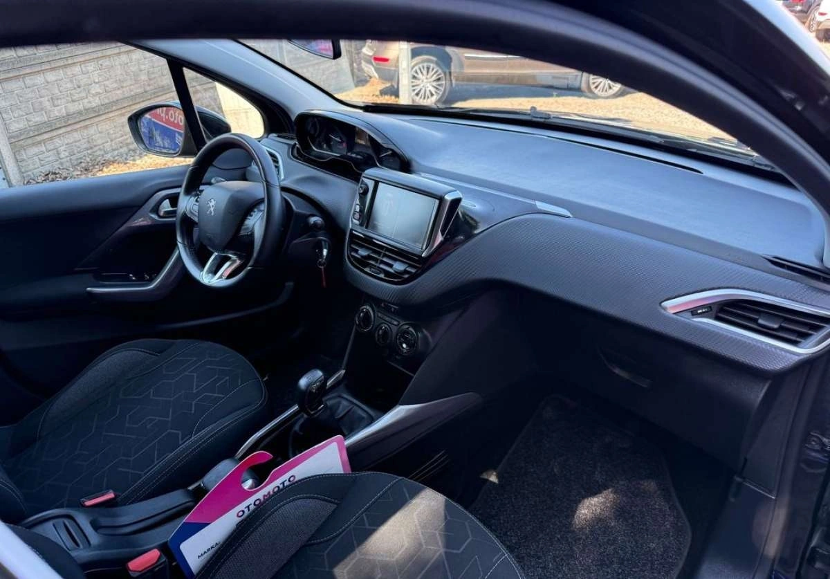 Peugeot 2008 - Zdjęcie 11