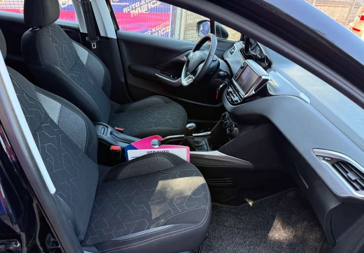 Peugeot 2008 - Zdjęcie 12