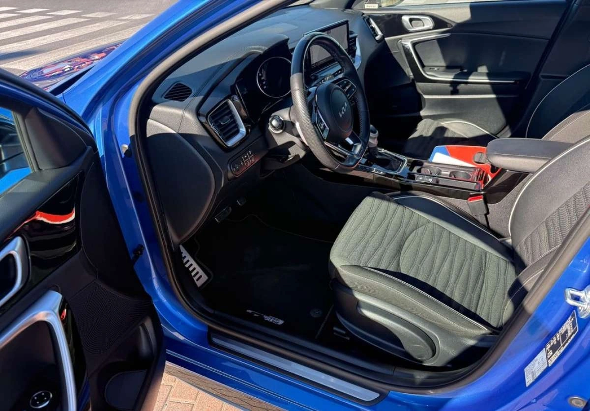 Kia ProCeed - Zdjęcie 2